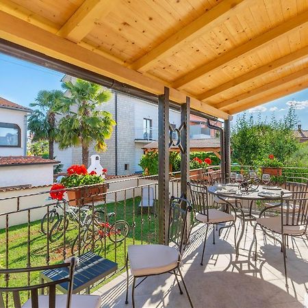 Appartamento House Nono Porec Esterno foto