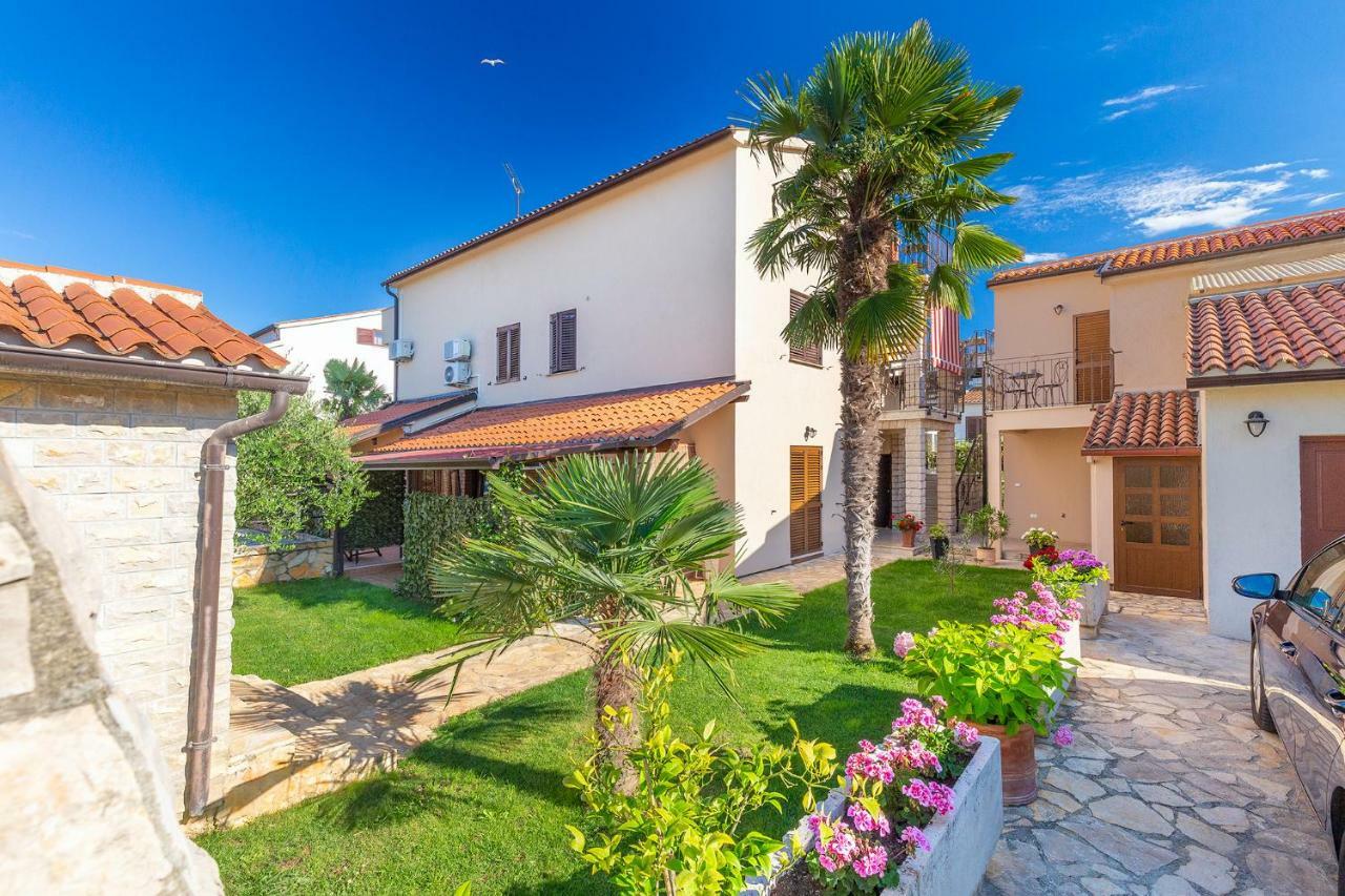 Appartamento House Nono Porec Esterno foto