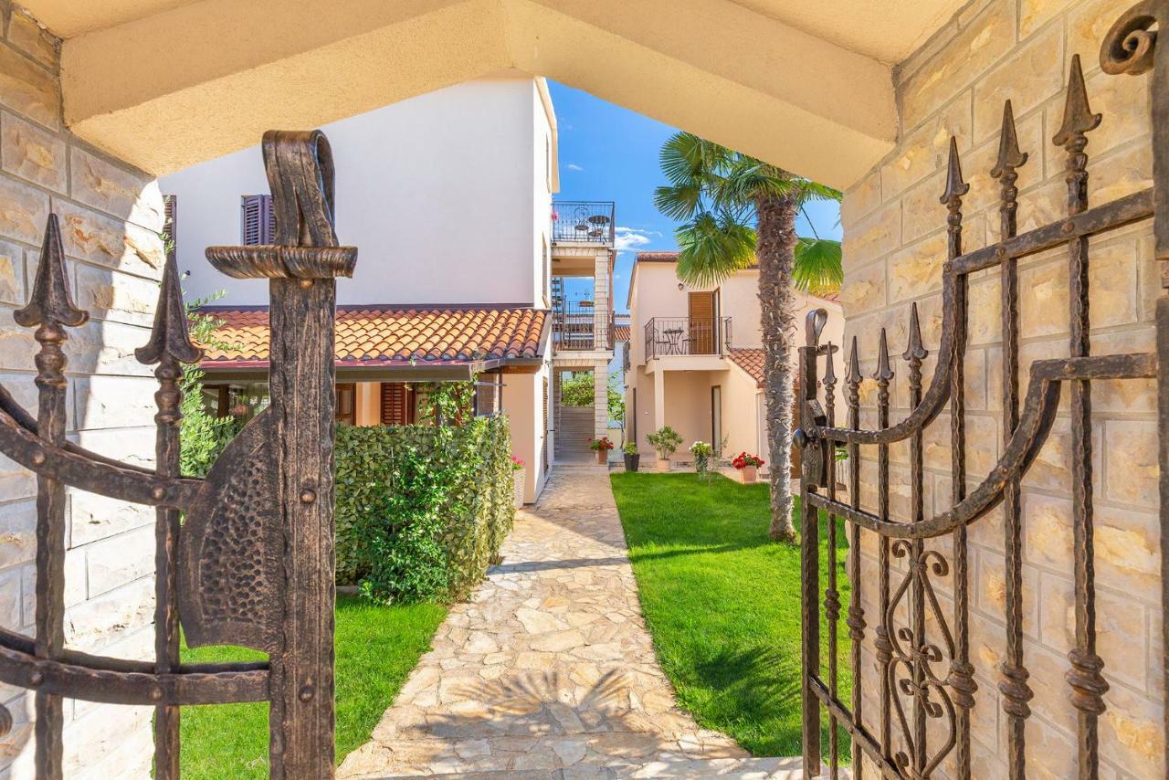 Appartamento House Nono Porec Esterno foto